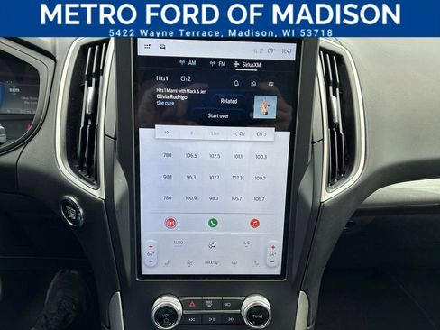 Used 2024 Ford Edge SEL AWD/4WD image 20