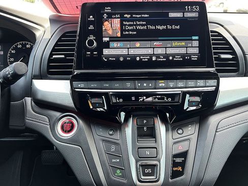 Used 2025 Honda Odyssey Sport-L image 25