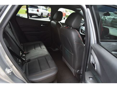 Used 2025 Chevrolet Trax RS w/ Driver Confidence Package image 15