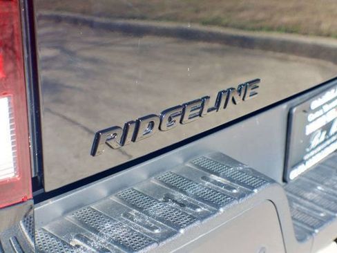 Used 2022 Honda Ridgeline Black Edition image 11