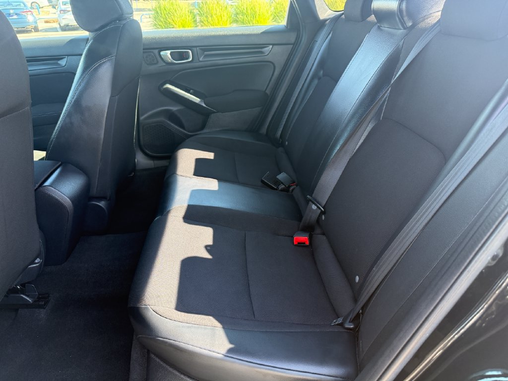 Used 2023 Honda Civic Sport image 14