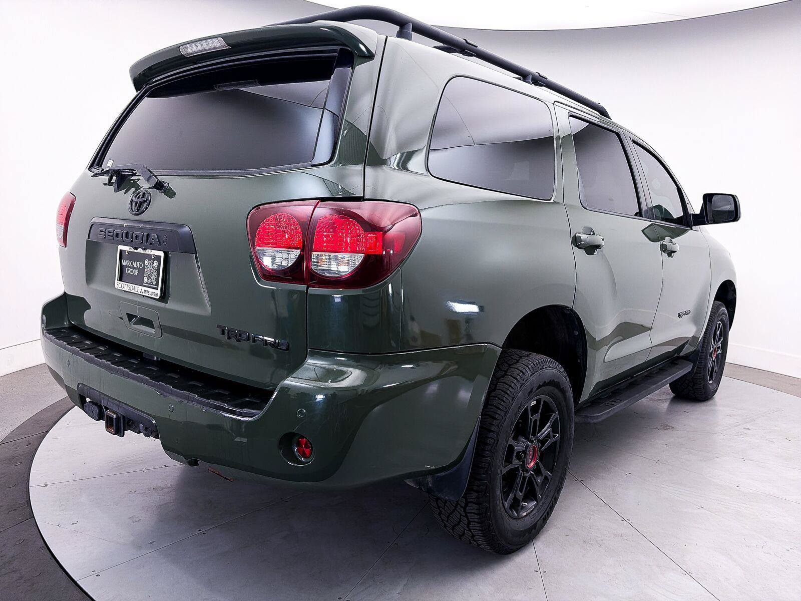 Used 2020 Toyota Sequoia TRD Pro w/ Carpet Mat Package (TMS) AWD/4WD image 14