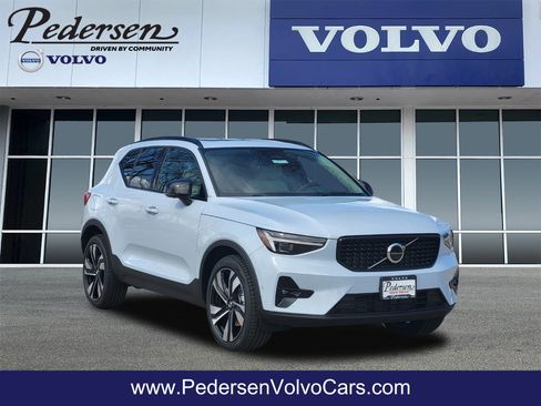 New 2026 Volvo XC40 B5 Ultra w/ Protection Package Premier image 1