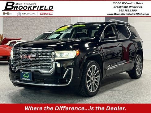 Certified 2023 GMC Acadia Denali w/ Denali Ultimate Package AWD/4WD image 1
