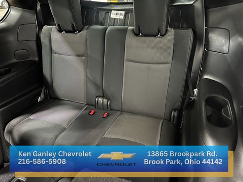 Used 2017 Nissan Pathfinder S image 17