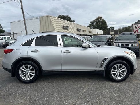 Used 2011 INFINITI FX35 AWD image 4