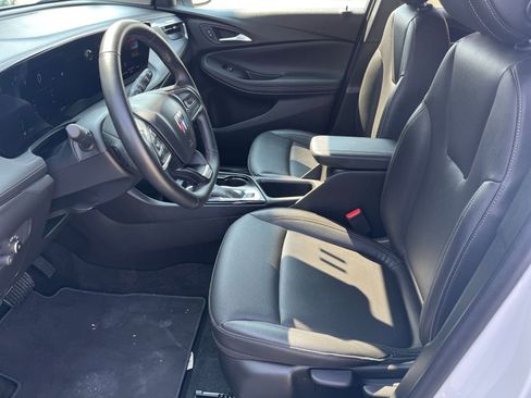Used 2024 Buick Encore GX Sport Touring image 23