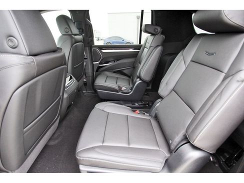 New 2026 Cadillac Escalade ESV 2WD image 7