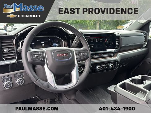 Certified 2024 GMC Sierra 1500 Elevation w/ LPO, Elevation Black Package AWD/4WD image 15