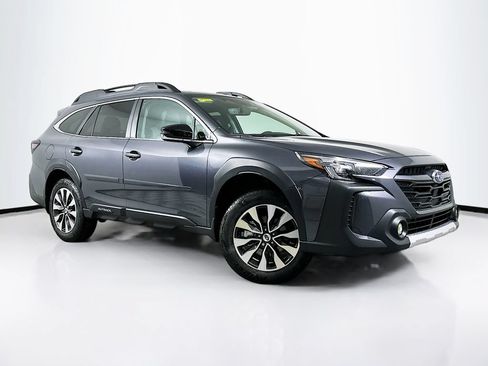 Used 2025 Subaru Outback Limited w/ Popular Package #2 AWD/4WD image 2