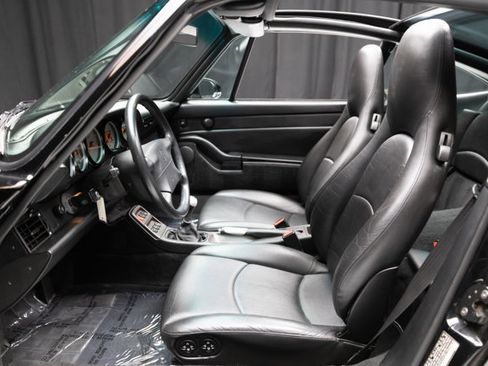 Used 1998 Porsche 911 Targa RWD image 41