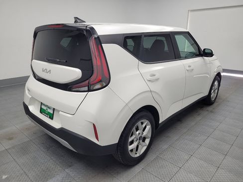 Used 2023 Kia Soul LX w/ Option Group 015 image 9