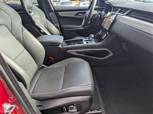 Used 2026 Jaguar F-PACE R-Dynamic S image 29