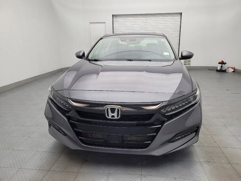 Used 2018 Honda Accord Touring image 15