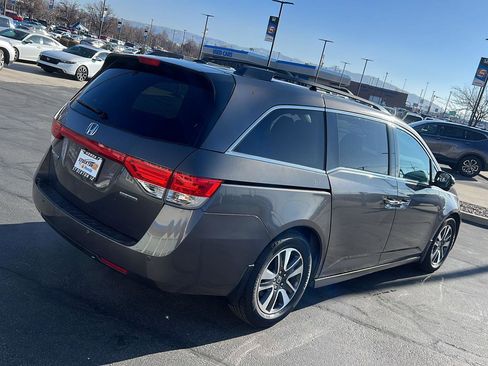 Used 2016 Honda Odyssey Touring image 8