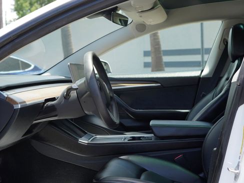Used 2023 Tesla Model 3 Standard Range RWD image 6