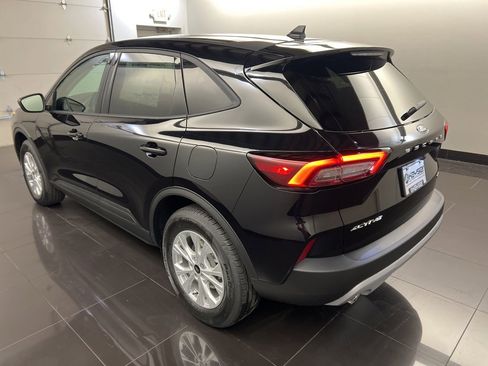 New 2025 Ford Escape Active w/ Cold Weather Package image 4