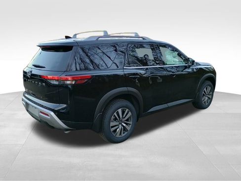 New 2025 Nissan Pathfinder SL w/ Black Appearance Package image 5
