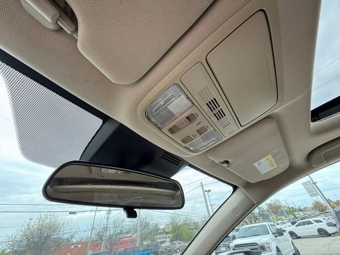 Used 2017 Honda CR-V EX image 22