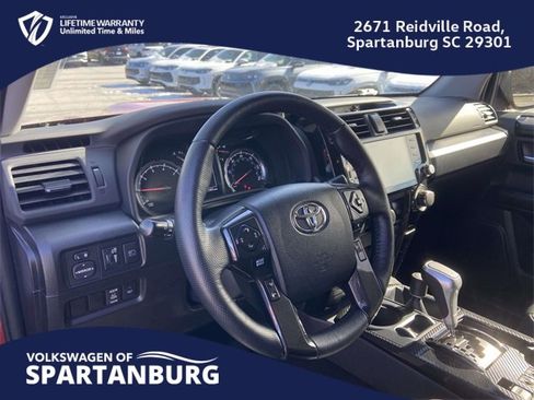 Used 2024 Toyota 4Runner TRD Off-Road Premium image 14
