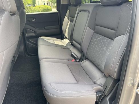 New 2027 Nissan Frontier SV w/ SV Convenience Package AWD/4WD image 17