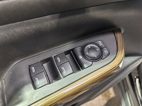 Used 2021 GMC Acadia SLE w/ Driver Convenience Package AWD/4WD image 35