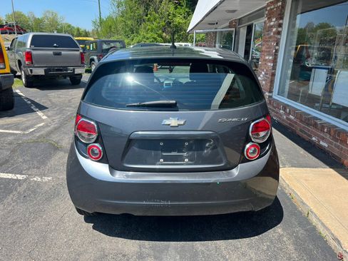 Used 2013 Chevrolet Sonic LT w/ Wheels and Fog Lamp Package FWD image 4