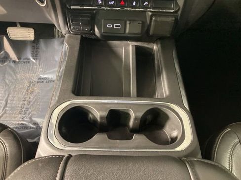 Used 2020 Chevrolet Silverado 2500 LTZ w/ LTZ Convenience Package AWD/4WD image 14