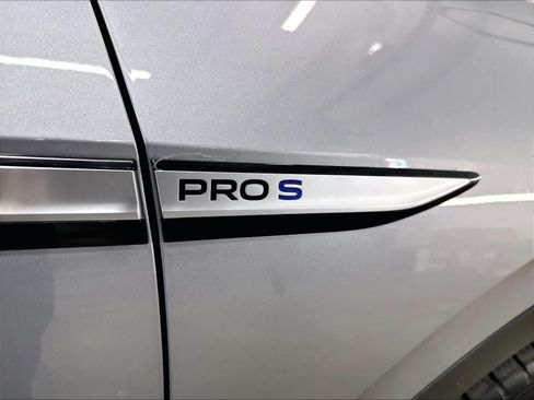 Used 2023 Volkswagen ID.4 Pro S RWD image 27