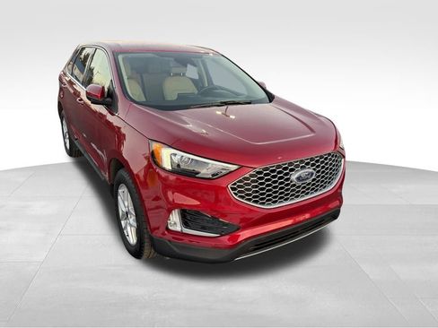 Used 2024 Ford Edge SEL w/ Convenience Package image 2