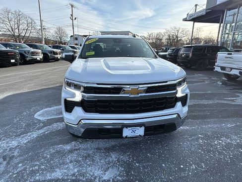 Certified 2023 Chevrolet Silverado 1500 LT image 2
