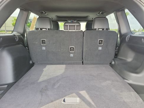 Used 2023 Jeep Grand Cherokee Altitude image 5