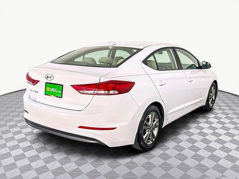 Used 2018 Hyundai Elantra SEL image 10