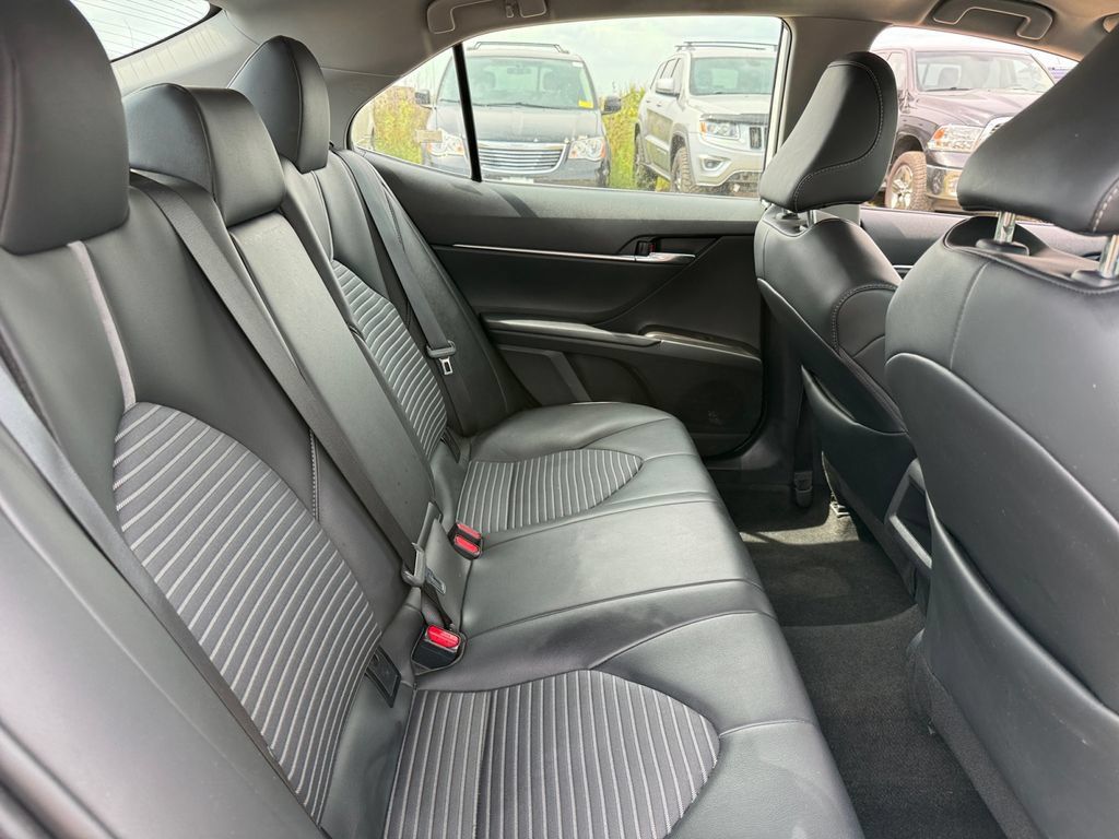 Used 2024 Toyota Camry SE FWD image 40