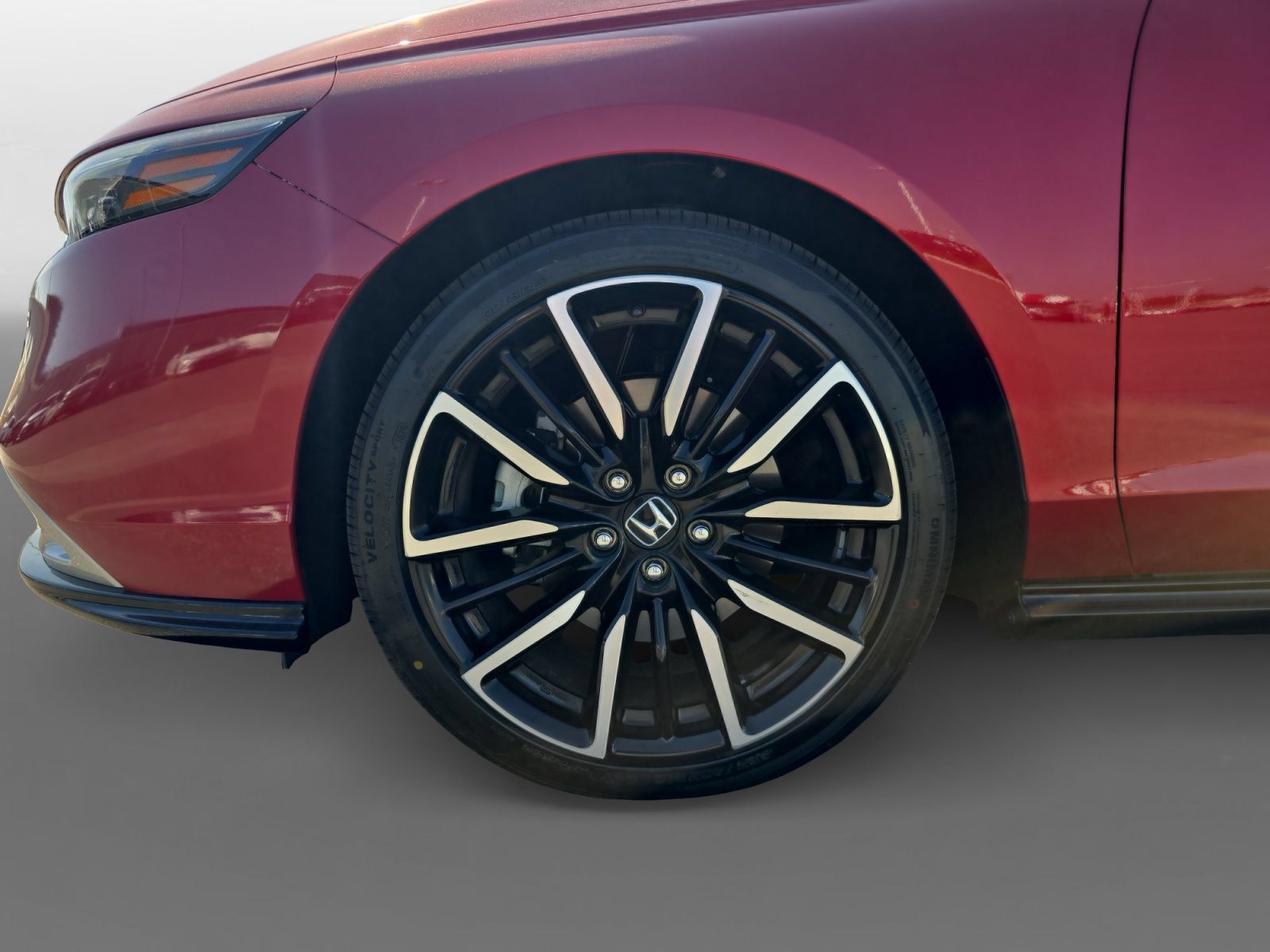 Used 2024 Honda Accord Touring image 14