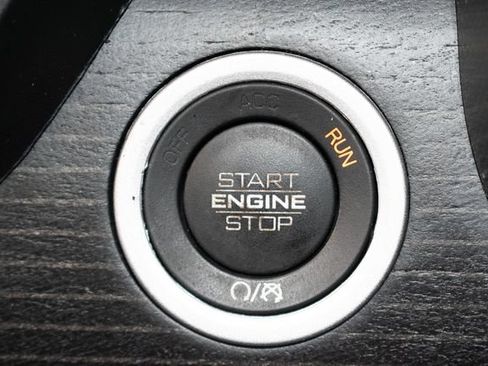 Used 2022 RAM 1500 Limited w/ Body-Colour Bumper Group AWD/4WD image 24