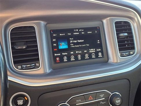 Used 2020 Dodge Charger SXT w/ Leather Interior Group image 10