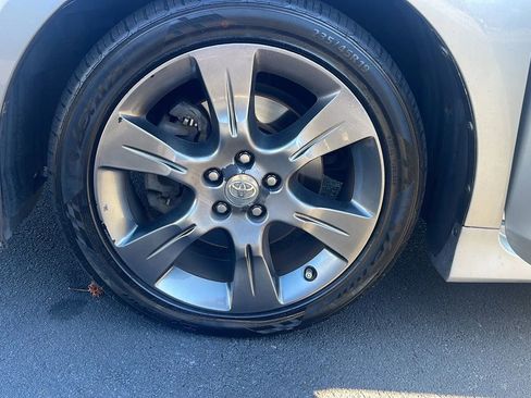 Used 2016 Toyota Sienna SE Premium image 31