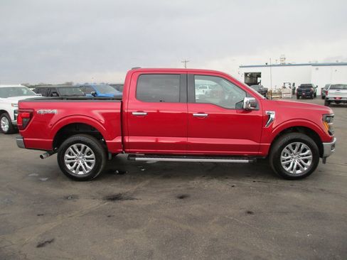 Used 2024 Ford F150 XLT w/ Equipment Group 302A MID image 4