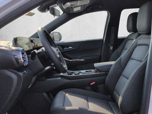 New 2026 Chevrolet Equinox LT image 4