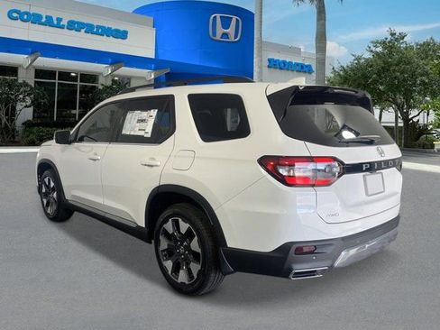 New 2026 Honda Pilot Elite image 3