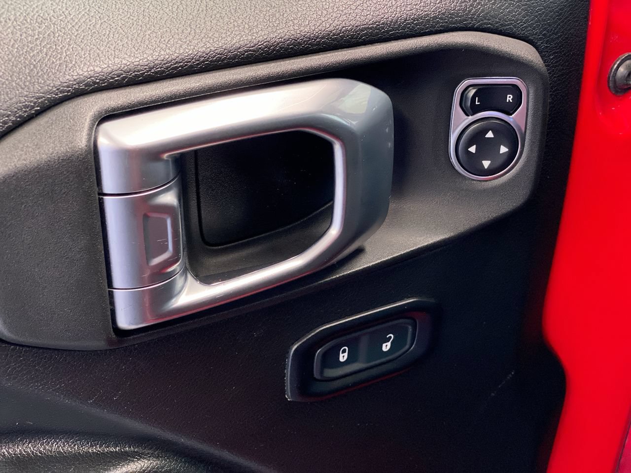 Used 2022 Jeep Wrangler Unlimited Sport AWD/4WD image 18