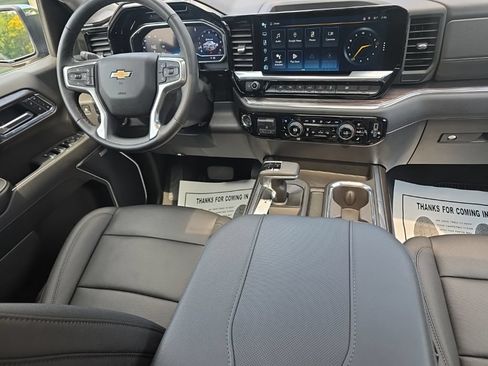 Used 2024 Chevrolet Silverado 1500 LTZ w/ Technology Package AWD/4WD image 21