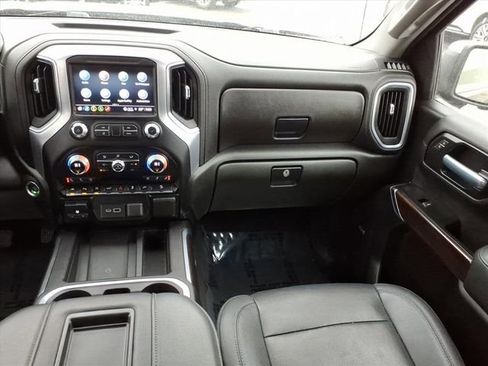 Used 2021 GMC Sierra 1500 SLT image 18