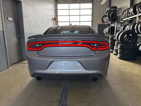 Used 2016 Dodge Charger SRT Hellcat w/ Harman/Kardon Audio Group image 5
