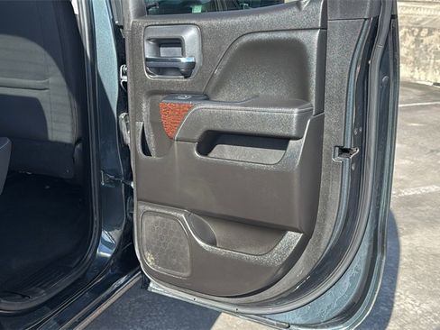 Used 2017 GMC Sierra 1500 SLE w/ SLE Value Package image 28