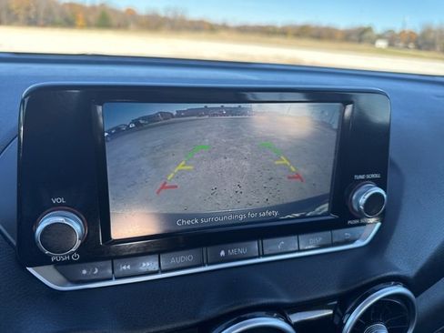 Used 2024 Nissan Sentra S image 12