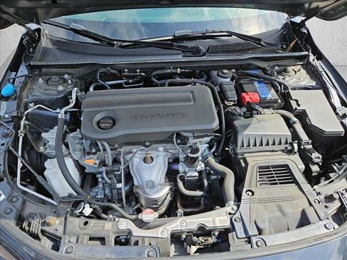 Used 2025 Honda Civic Sport image 17