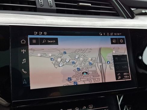 Used 2024 Audi Q8 e-tron Premium AWD/4WD image 18