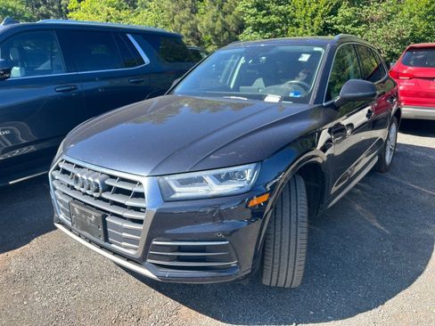 Used 2019 Audi Q5 2.0T Premium Plus w/ Premium Plus Package AWD/4WD image 7